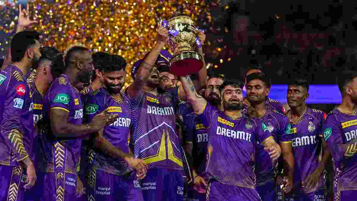 KKR बना IPL 2024 का विनर- विराट कोहली, हर्षल पटेल के अलावा इन खिलाड़ियों को मिले 10- 10 लाख रूपये IPL 2024 Winner
