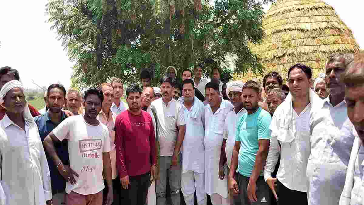 हरियाणा के इस गांव में एक भी व्यक्ति ने नहीं डाला वोट, समझाते रह गए SP और DSP Jind Election Boycott