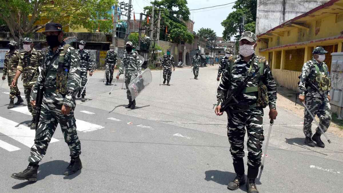 CRPF Jobs: केंद्रीय रिजर्व पुलिस बल दिल्ली में आई हेड कांस्टेबल के पदों पर भर्ती, 12वीं पास उम्मीदवार भेजें आवेदन CRPF