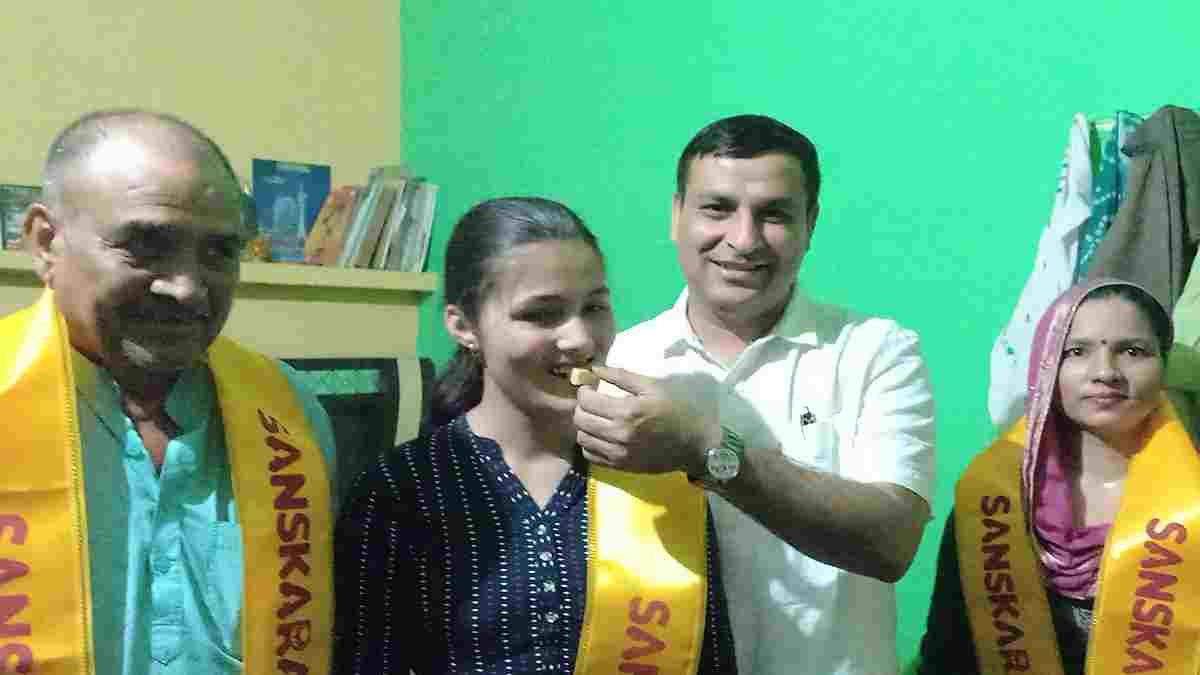 हरियाणा की बेटी अंजलि ने NEET टॉपर की लिस्ट में बनाई जगह, 720 में से 720 अंक किए हासिल NEET Anjali 2024 Topper