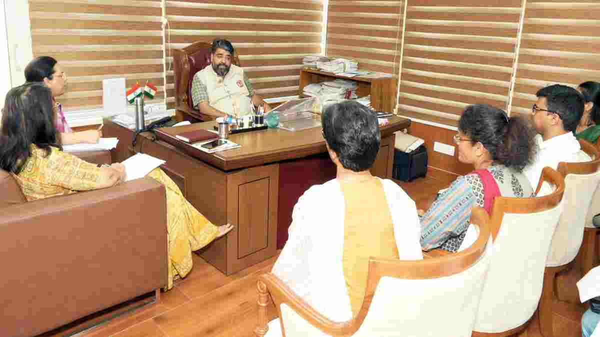 हरियाणा सरकार 444 महिलाओं को 'बेस्ट मदर' अवार्ड से करेगी सम्मानित, मिलेगी इतनी ईनामी राशि Aseem Goyal