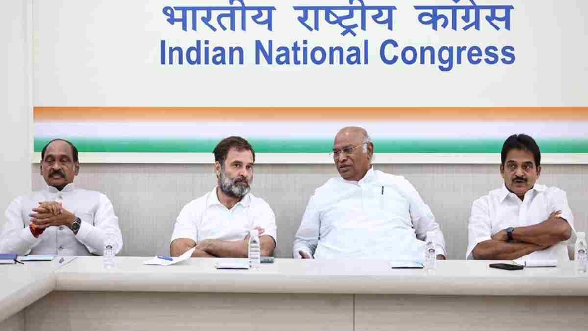 हरियाणा कांग्रेस का घोषणापत्र जारी: युवाओं, किसानों और महिलाओं के लिए बड़ा ऐलान, एक क्लिक में पढ़े वायदे Congress