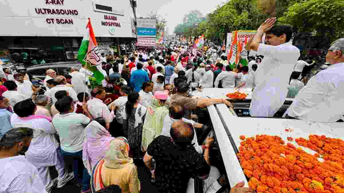हरियाणा की राजनीति में बड़ा घटनाक्रम, दीपेंद्र हुड्डा की पदयात्रा में कदमताल करते दिखे JJP के विधायक Deependra Hooda