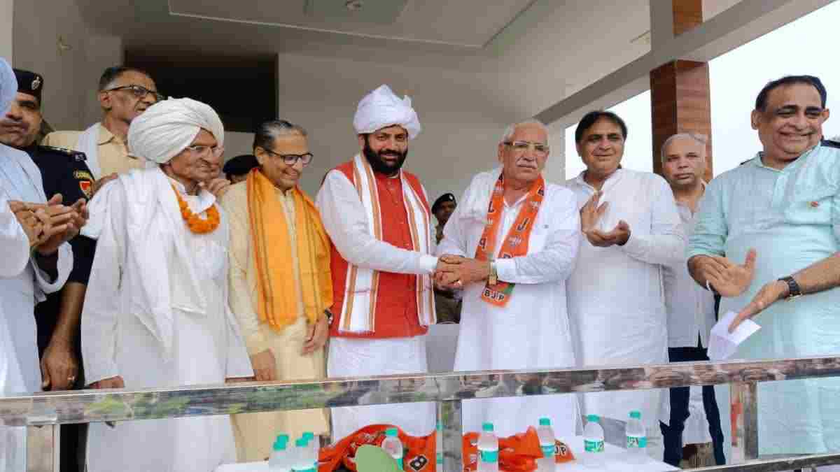 हरियाणा की इस बड़ी खाप के पूर्व प्रधान ने थामा BJP का दामन, मुख्यमंत्री ने दिलाई सदस्यता Tekram Kandela joins BJP
