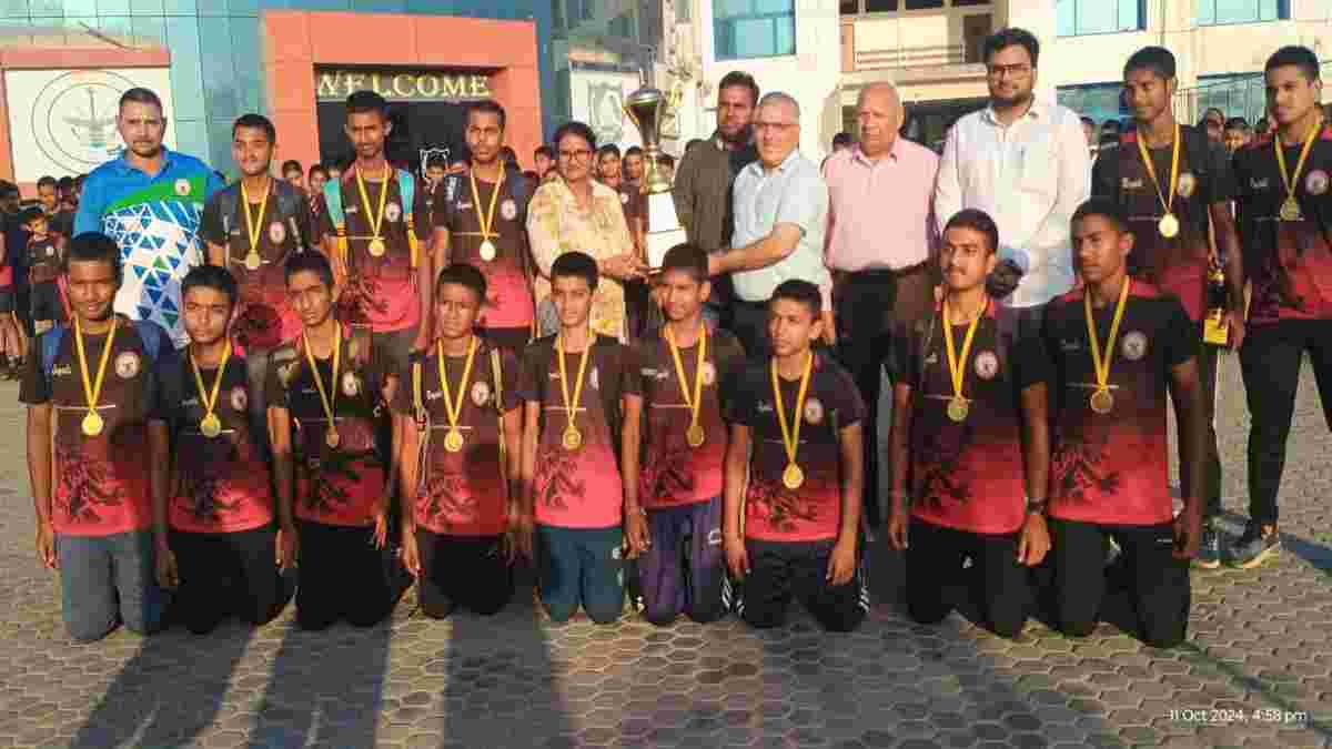 सैनिक स्कूल खारा- खेड़ी ने खेल मैदान में फिर दिखाया जलवा, CBSE नेशनल हैंडबॉल चैंपियनशिप का जीता खिताब Fatehabad Sinik School