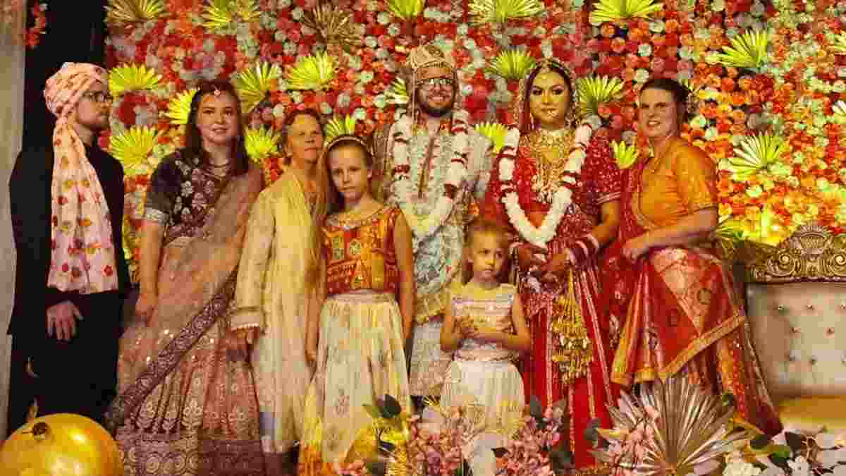 प्यार की खातिर सात समंदर पार: जर्मनी से दूल्हा बनकर कुरुक्षेत्र पहुंचा क्रिस, हिंदू रीति रिवाज से रचाई शादी Germany Marraige Kurukshtra