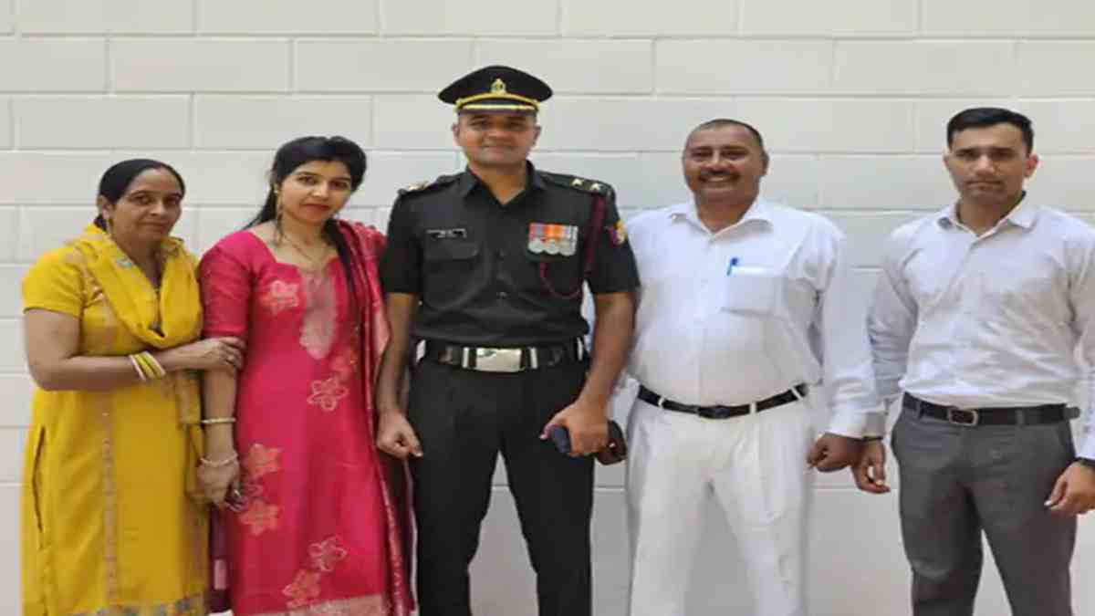 पलवल के बेटे रोहित का लेफ्टिनेंट के पद पर चयन, ग्रामीणों ने किया धमाकेदार स्वागत; पढ़े सक्सेस स्टोरी Palwal Leftinent Rohit