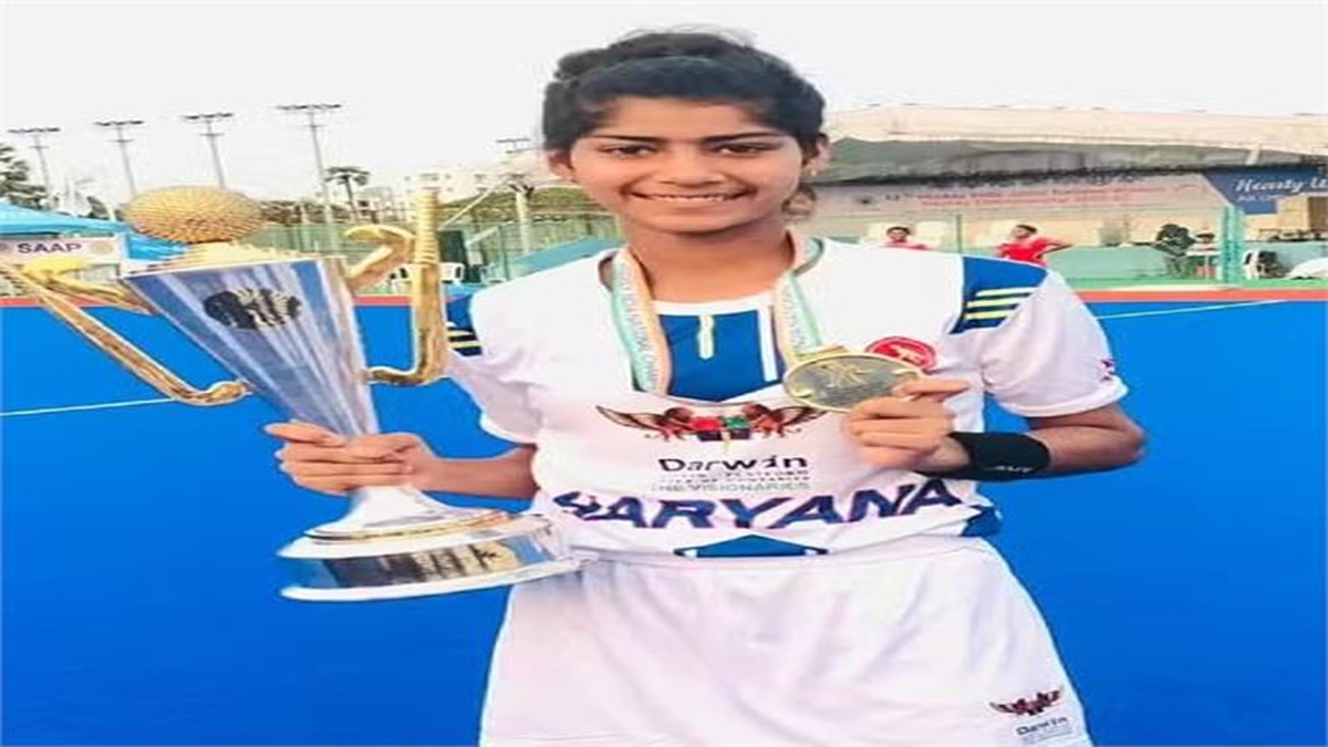 नीदरलैंड की धरती पर हरियाणा की बेटी इशिका दिखाएगी दमखम, हॉकी स्पर्धा में लेगी भाग; बचपन में पिता से सीखे थे खेल के गुर Bhiwani Ishika