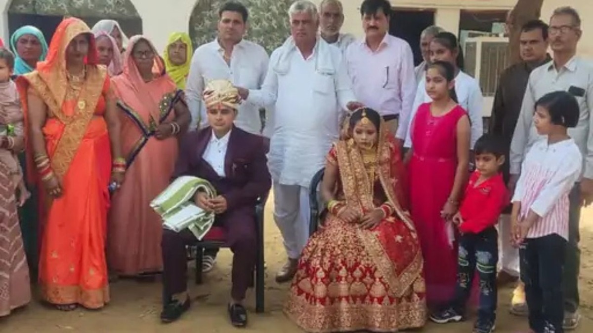 हरियाणा की अनाथ बेटी ने वृद्ध आश्रम में लिए सात फेरे, दर्जनों बुजुर्गों ने दिया आशीर्वाद; नई पहल की हुई हर तरफ सराहना Palwal Shadi