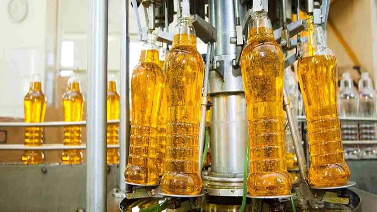 मूंगफली तेल तिलहन के भाव में 8 साल पहले जैसी गिरावट, जानिए सरसों और सोयाबीन तेल का भाव Sarso Oil Mill