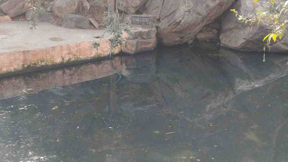 फरीदाबाद के पवित्र कुंड पातालगंगा में स्नान से दूर होंगे दुख, त्रेता युग से जुड़ा मंदिर का इतिहास Faridabad Parson Mandir Kund