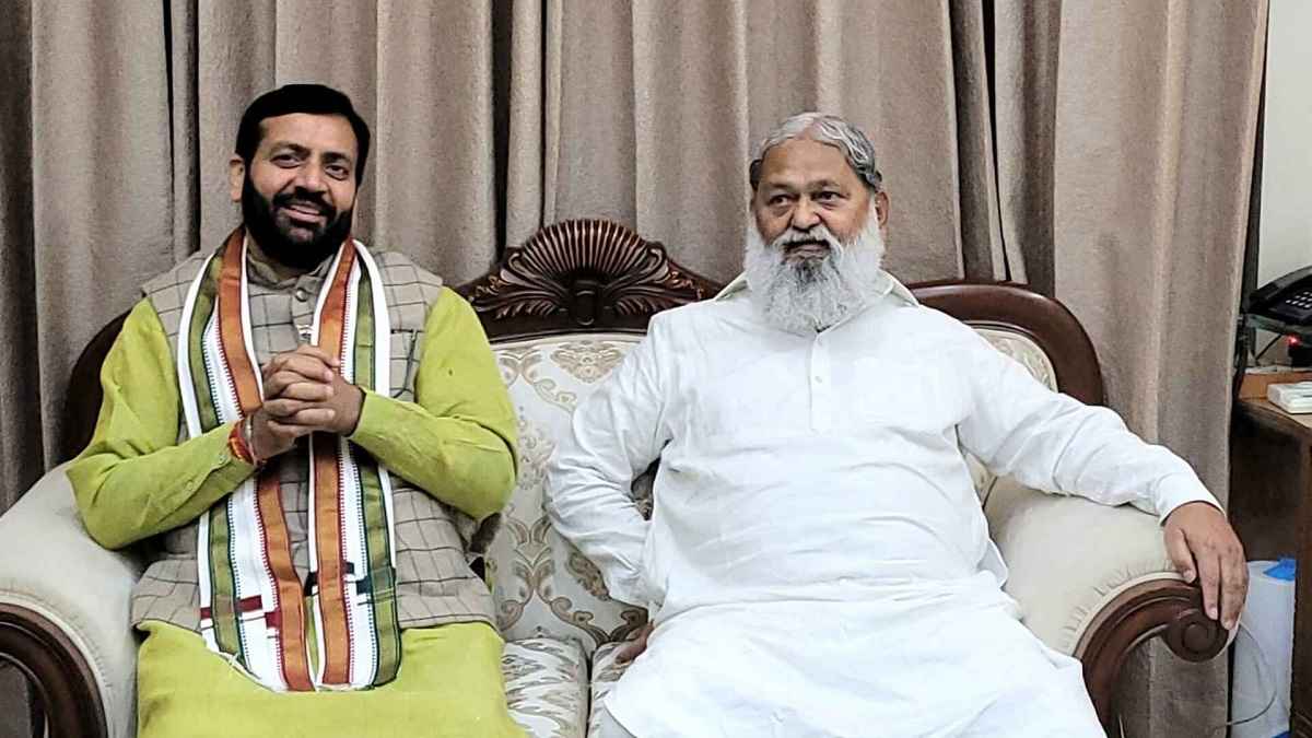 CM सैनी पर फिर भड़के मंत्री गब्बर, X पर तस्वीरें शेयर कर पूछा- ये रिश्ता क्या कहलाता है Nayab Saini Anil Vij