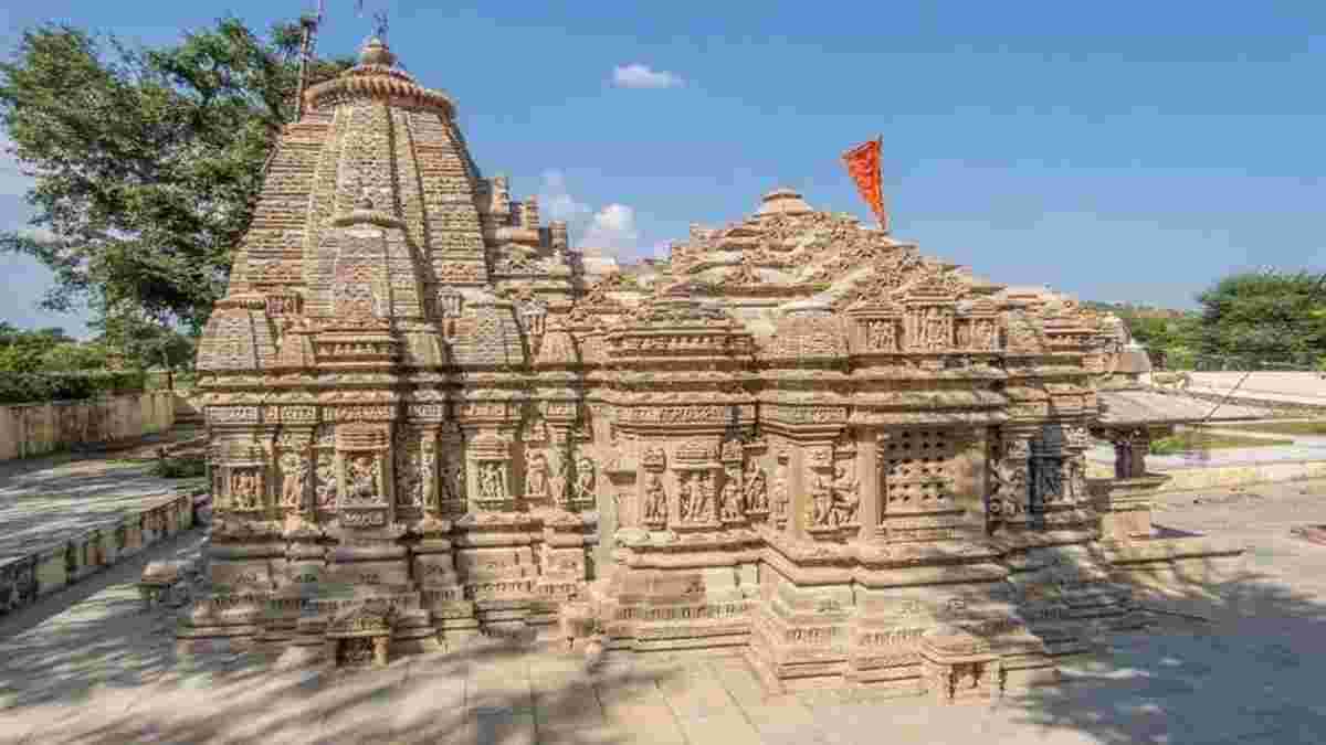 आस्था का केंद्र बना अंबाला का यह मंदिर, मां अंबिका की पिंडी रूप में होती है पूजा Ambika Mata Mandir Ambala