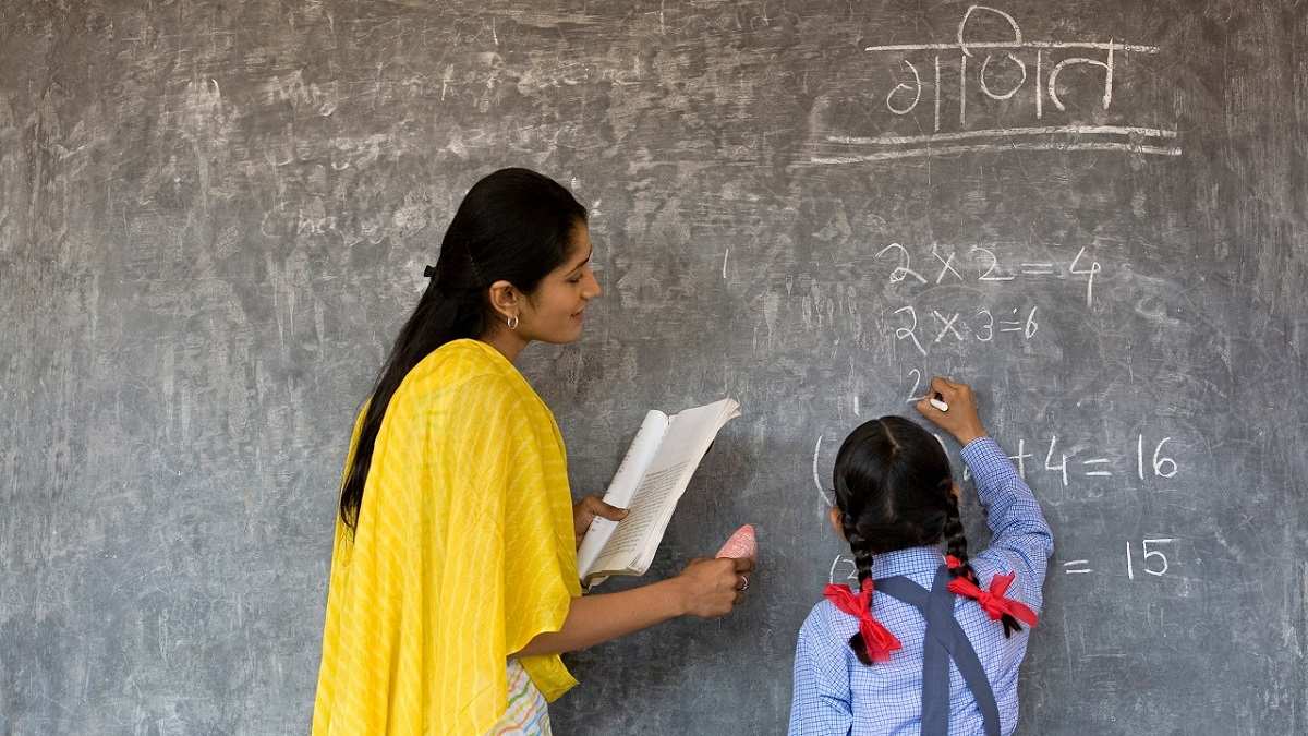 JBT भर्ती की लिखित परीक्षा का बदला शेड्यूल, अब इस दिन होगा एग्जाम Ladies Teacher