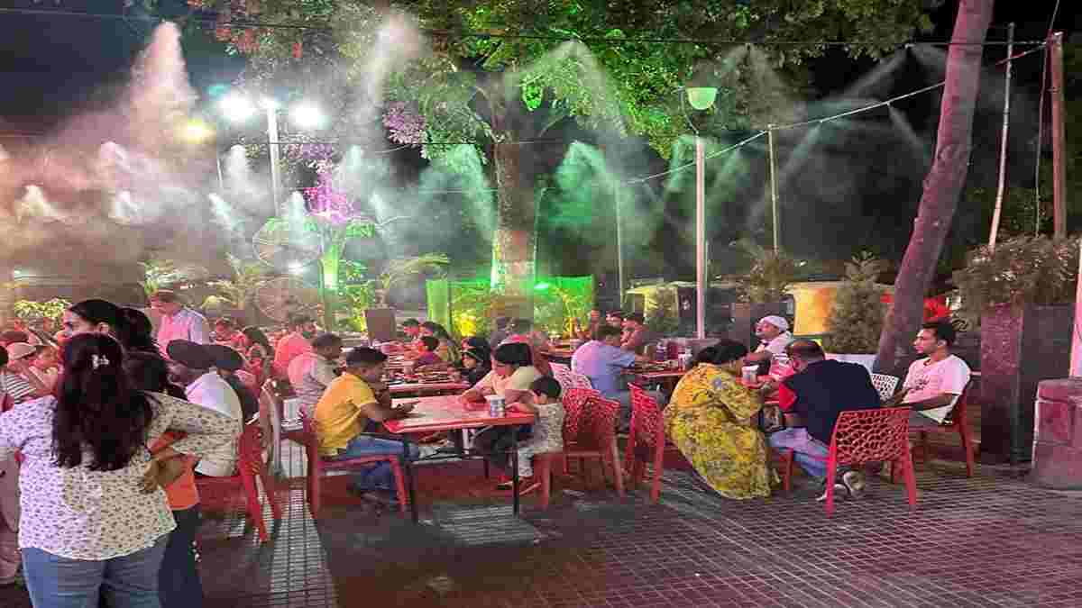 लंदन से आइडिया सीख चंडीगढ़ ढाबे में किया लागू, भीषण गर्मी में मिस्ट फॉगिंग सिस्टम से ग्राहकों को मिली जन्नत Chandigarh Dhaba