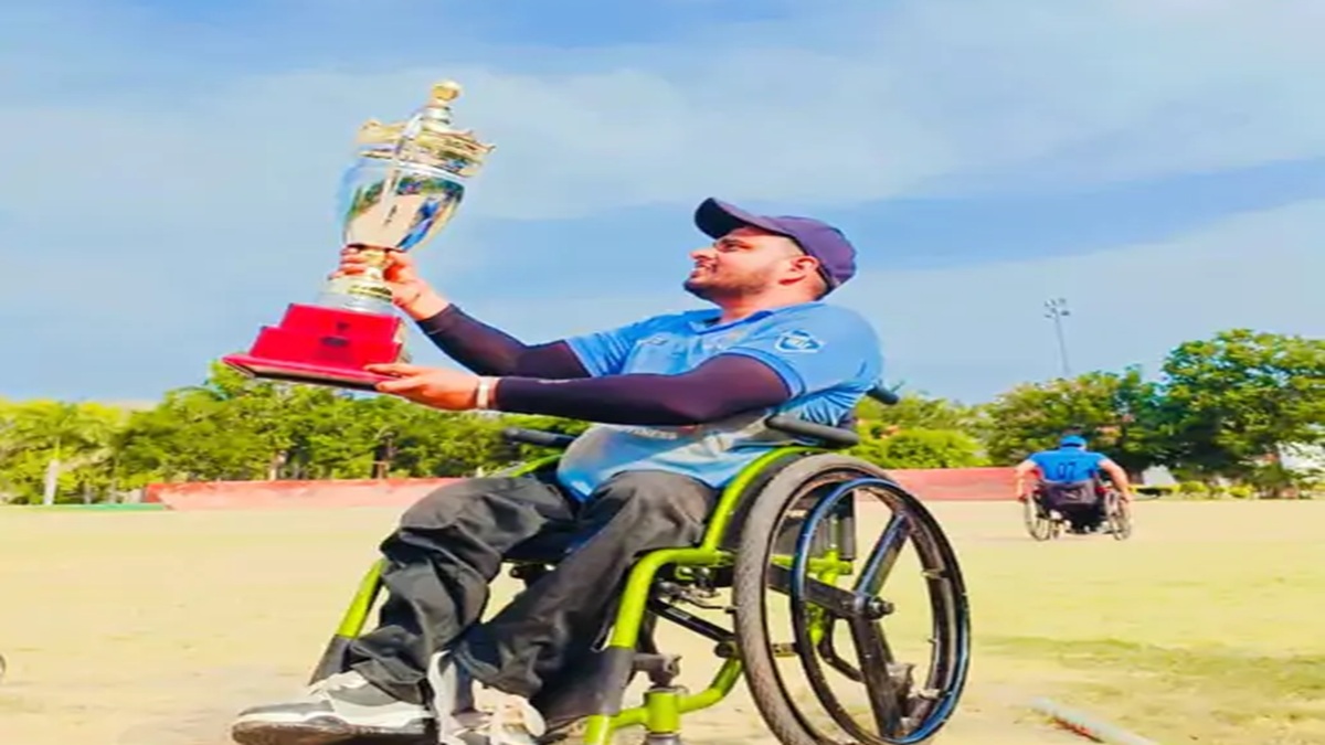 फतेहाबाद के राजेश वर्मा की सफलता की कहानी, डेढ़ साल की उम्र में हुआ पोलियो; दिव्यांग क्रिकेट टीम में हुआ चयन Rajesh Fatehabad