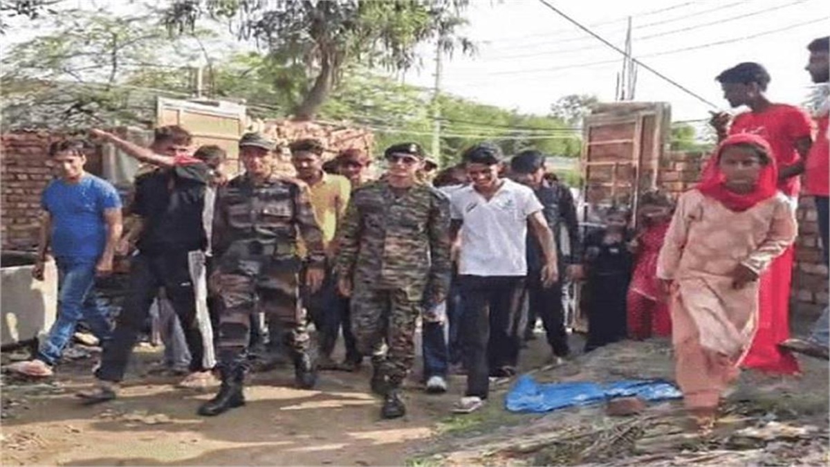 हरियाणा के एक ही परिवार के 3 लोगों का हुआ सेना चयन, फूल मालाए पहना गांव वालों ने किया स्वागत Sena Haryana Nuh