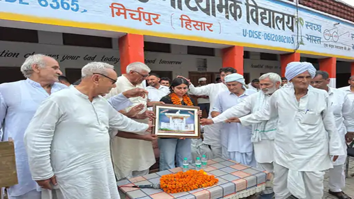 इंडियन नेवी में फ्लाइंग ऑफिसर बनी हिसार की तन्नु ढांडा, बताया अपनी सफलता का राज Tannu Hisar
