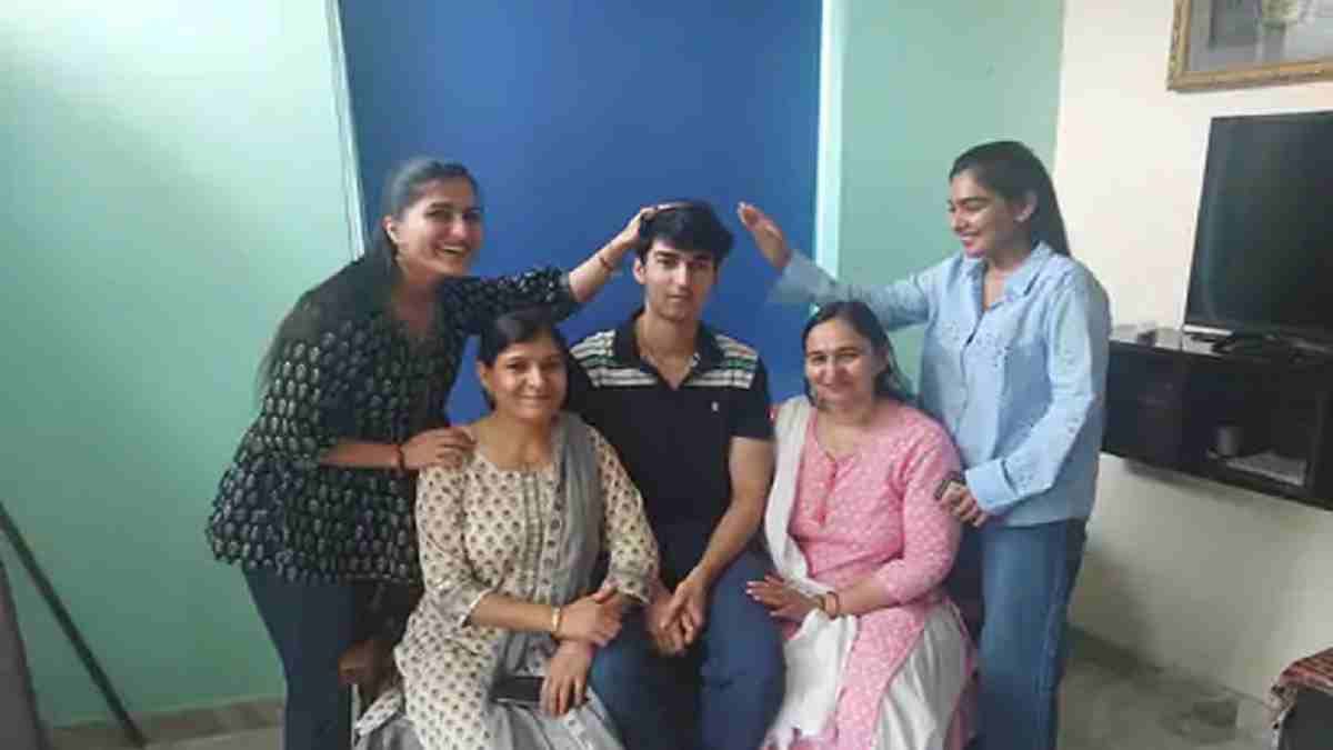टीचर के ताने से एयरफोर्स में फ्लाइंग ऑफिसर बना यांशू, कड़ी मेहनत से लिखी सफलता की कहानी Yanshu Airforce