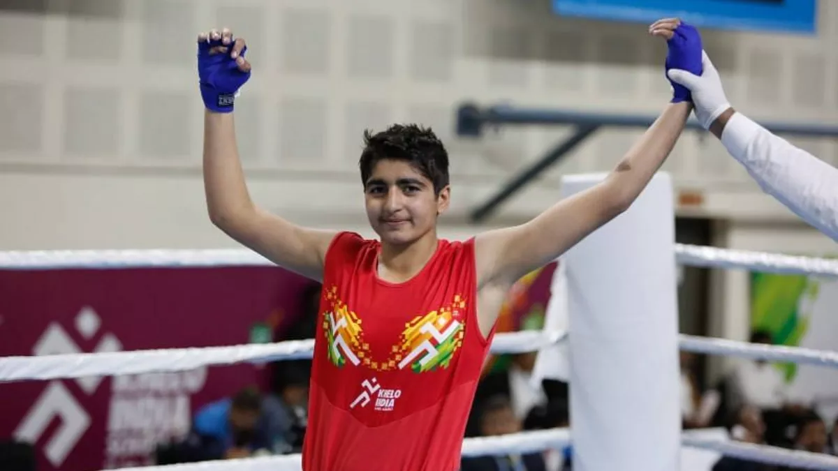 वर्ल्ड बॉक्सिंग चैंपियनशिप में रोहतक में ऑटो चालक की बेटी मीनाक्षी हुड्डा ने जीता सोना, घर में छाई खुशियों की बहार Minakshi Hooda