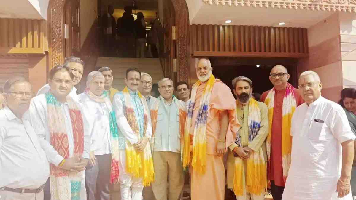 हिसार के मंदिर में स्थापित की गई भगवान विष्णु की 94 साल पुरानी मूर्ति, किले की खुदाई में थी मिली Hisar Temple