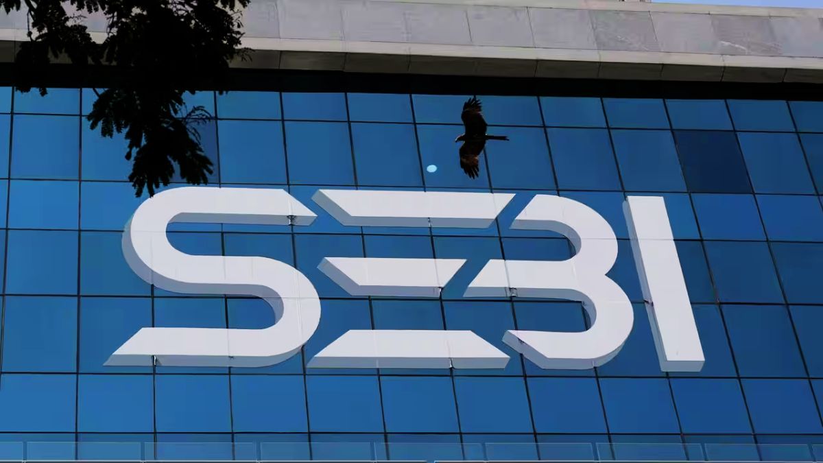 SEBI का निवेशकों को बड़ा तोहफा, अब सस्ती हो गई म्यूचुअल फंड की फीस SEBI Share Market