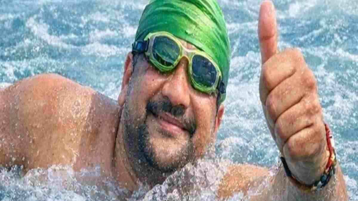 हरियाणा के दिव्यांग तैराक सुरेंद्र ने अरब सागर में दिखाया जलवा, 36 किमी लंबी रेस में जीता गोल्ड मेडल Surendar Dhaka Tairak