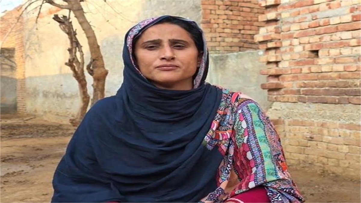 गोहाना में ट्रांसजेंडर महिला की दुग्ध डेयरी बनी मिसाल, कई लोगों को दिया रोजगार Sweety Pradhan