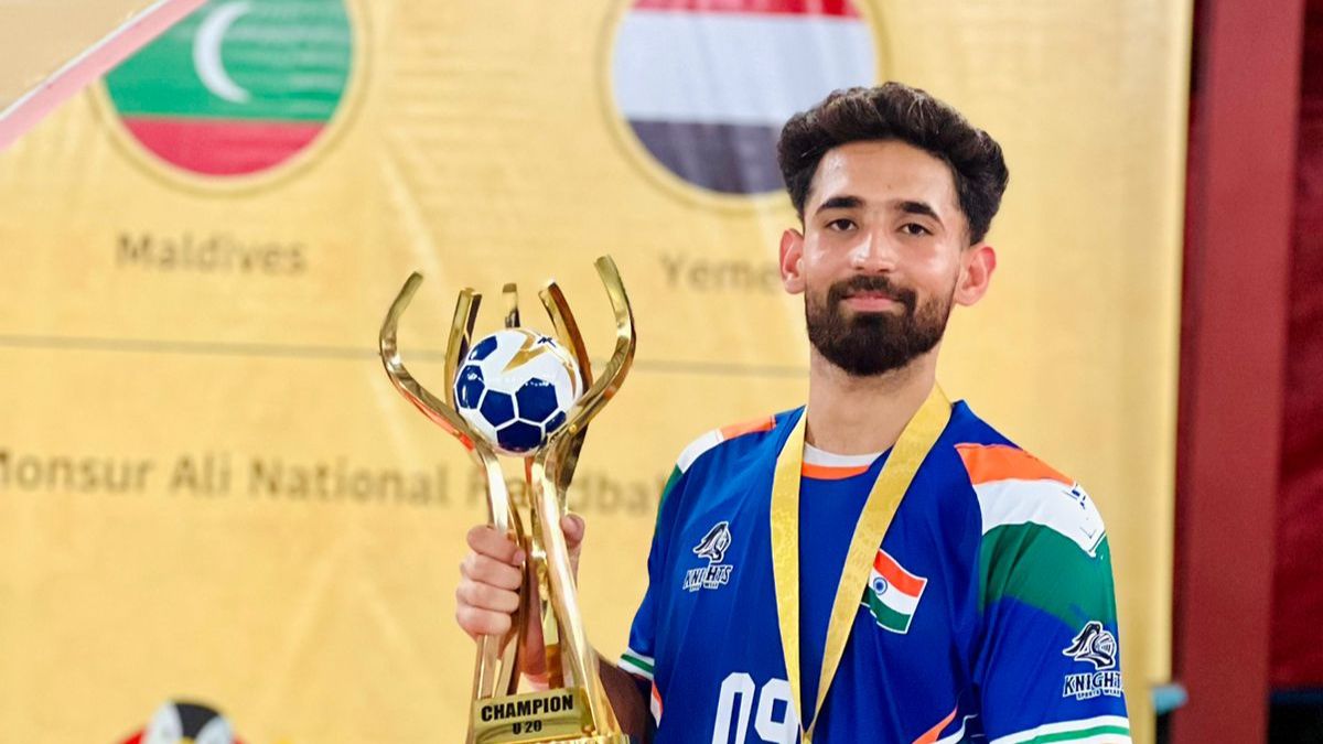 भारतीय हैंडबॉल टीम ने बांग्लादेश में लहराया तिरंगा, हिसार के खिलाड़ियों ने दिखाया शानदार खेल Vipul Hisar