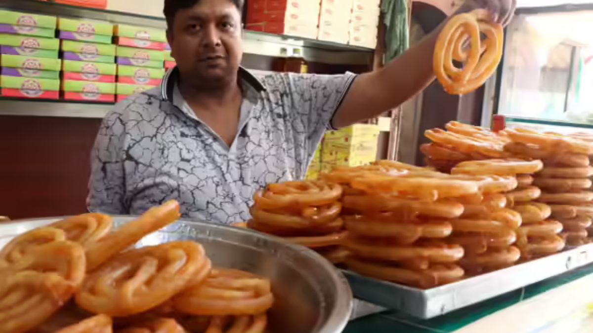 गोहाना की बड़ी जलेबी ने जीता लोगों का दिल, देश- विदेश तक पहुंची स्वाद और खुशबू की चर्चा Jalebi