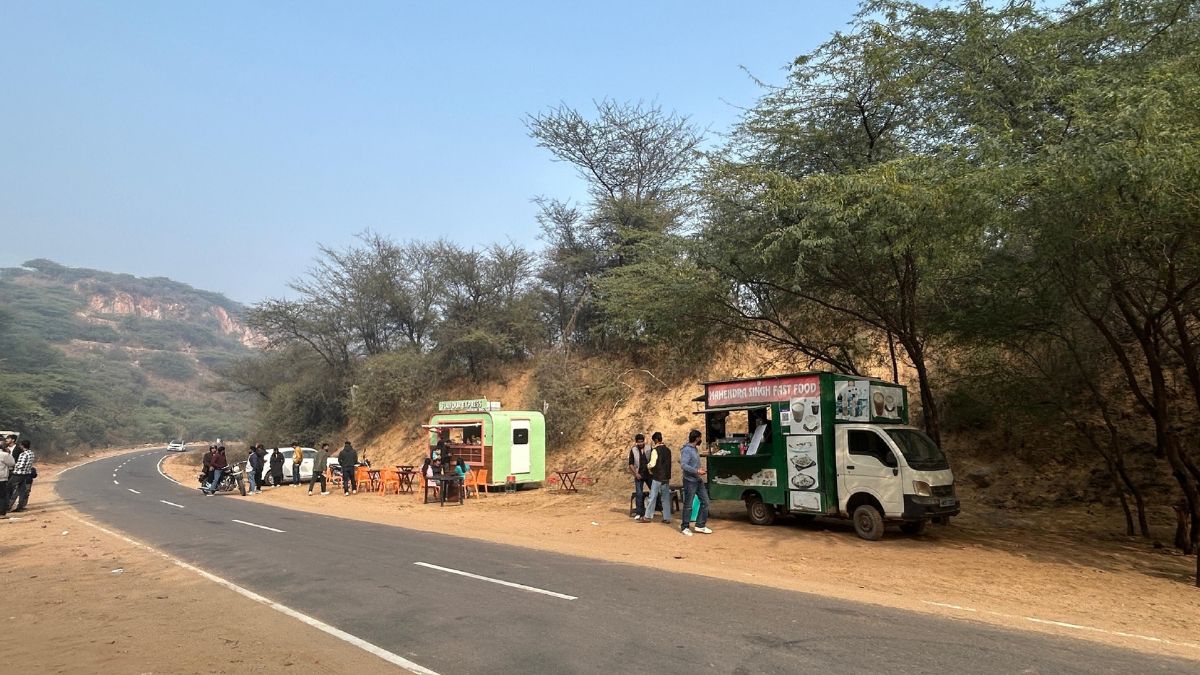 Travel Tour Road Sadak