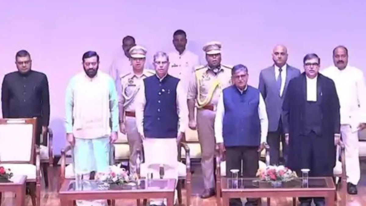 विरोध के बीच जस्टिस अश्वनी कुमार मिश्रा ने ली शपथ, बने हाईकोर्ट के 37वें चीफ जस्टिस Ashwini Mishra