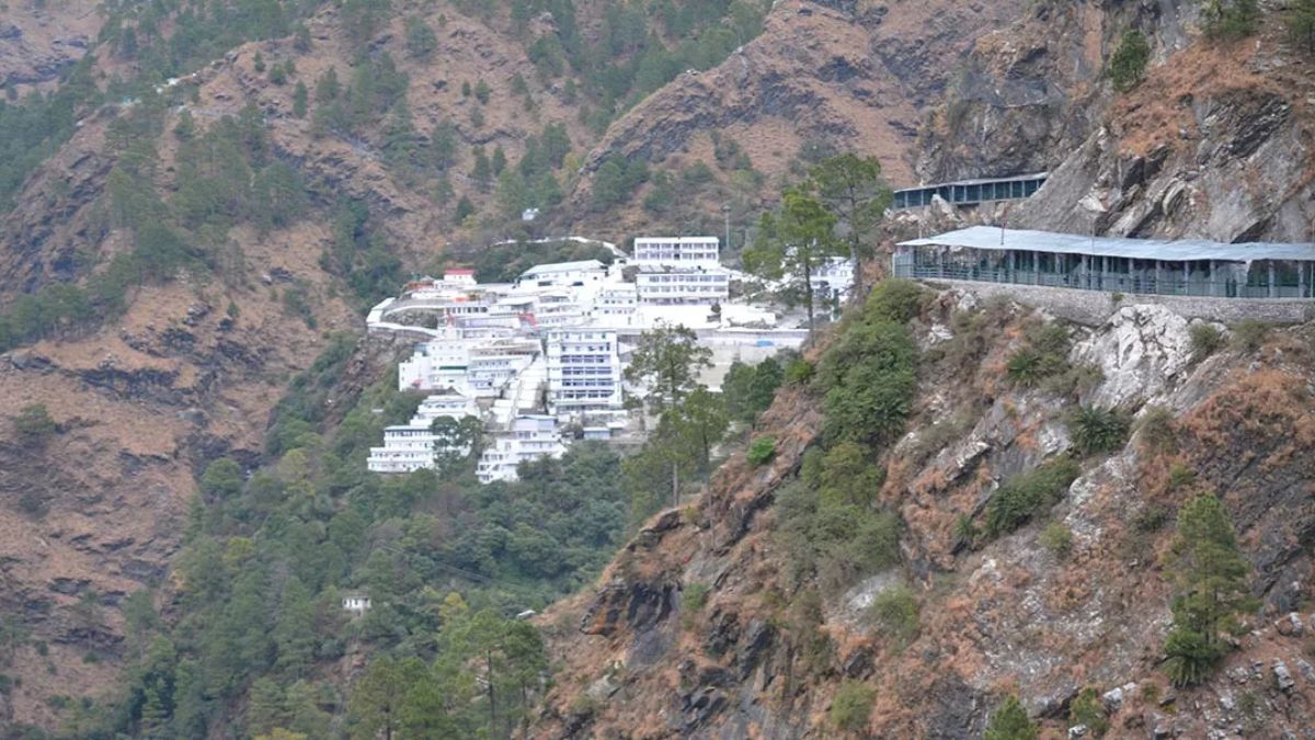 वैष्णो देवी जाने वाले यात्रियों के लिए राहत, दिल्ली से कम खर्च में ऐसे पूरा होगा सफर Vaishno Devi